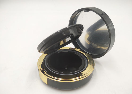 Pojemnik z kremowym okrągłym pojemnikiem z czarnego złota BB